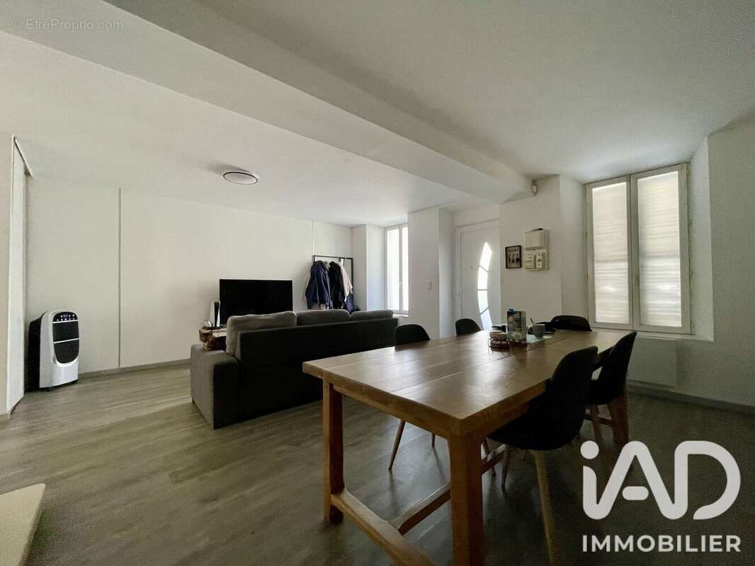Maison 82 m² à Anglure  - photo 3