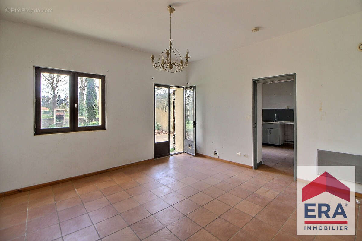 Autre à PIERRELATTE