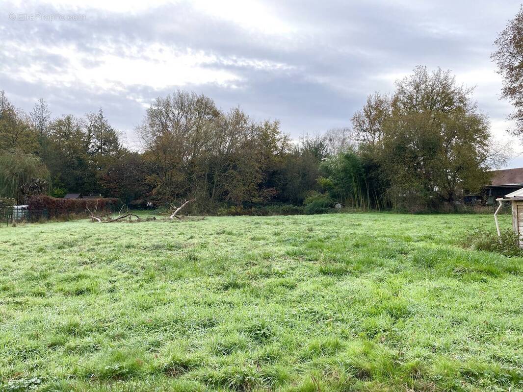 Terrain à GUECELARD