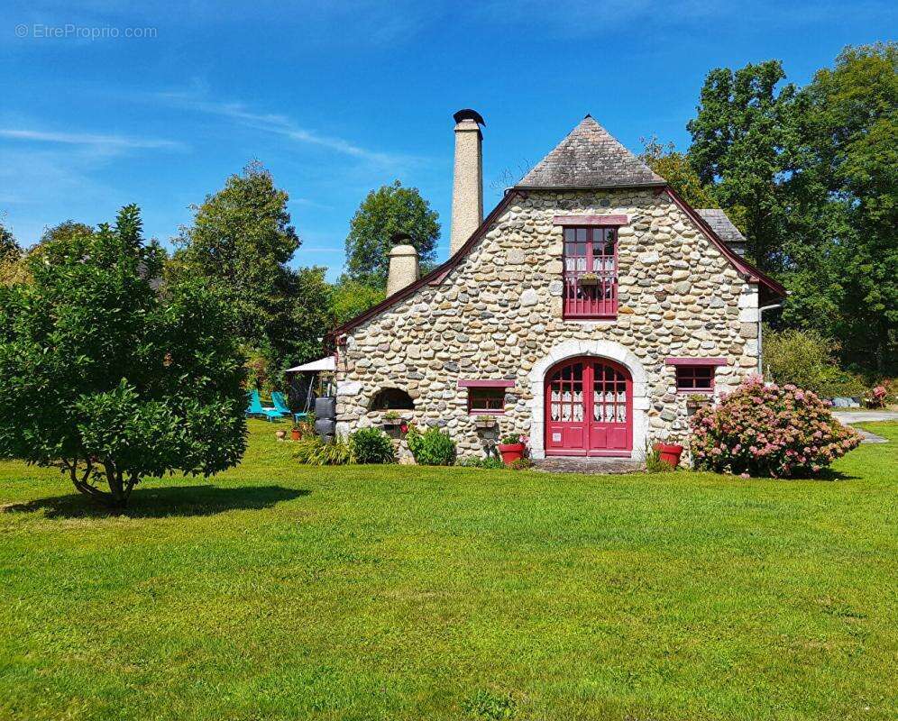 Maison à OLORON-SAINTE-MARIE