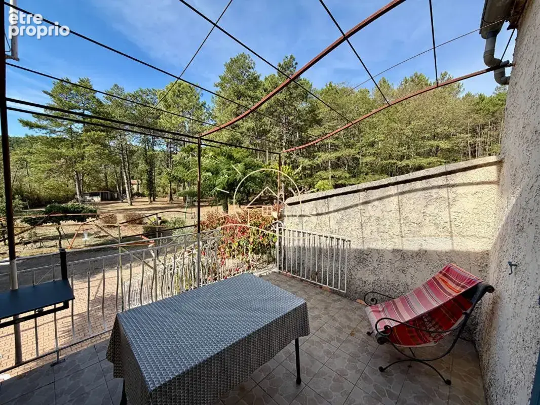 Mas en pierres avec piscine et 2 000 m² de terrain à Gagnières - photo 9