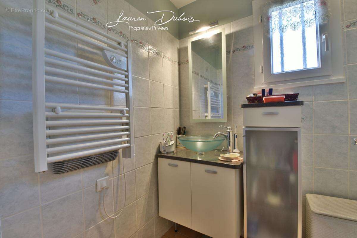 SIGOTTIER - Maison plain-pied 89m² avec véranda + terrain 1800m² - photo 9
