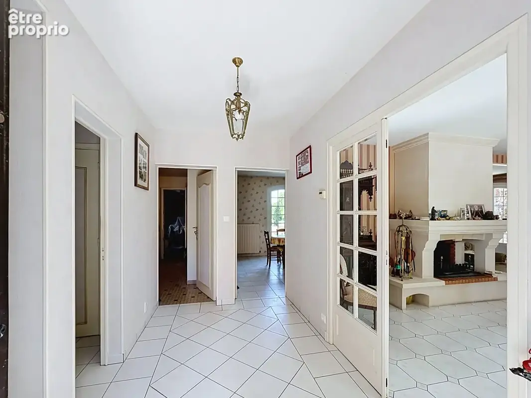 Maison individuelle de 170m2 avec jardin de 2000 m2   Magnac-sur-Touvre, aux portes d’Angoulême - photo 4