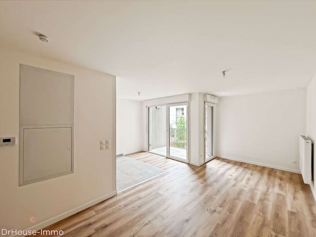 Appartement 65 m² à Merignac  - photo 6