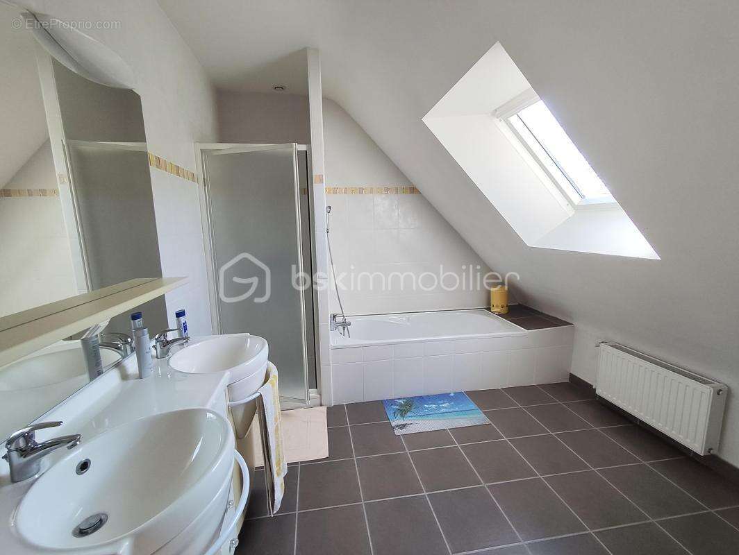 Maison à LA MEZIERE