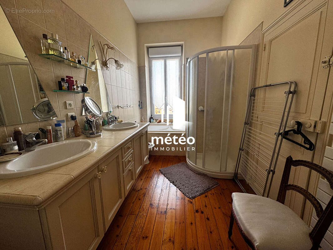 Maison Les Sables D Olonne 5 pièce(s) 124 m2 - photo 8