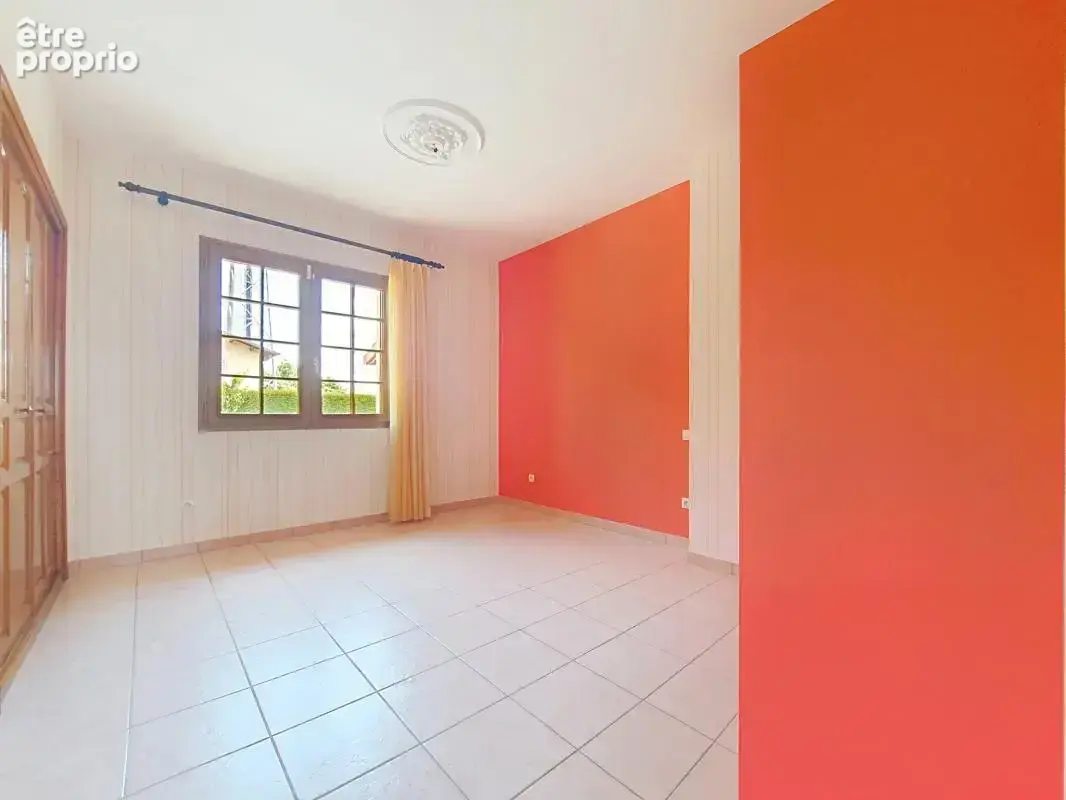 Maison - 4 Chambres - Dont 1 suite parentale - Garage - Piscine - Pool House - Jardin - Terrasse - Au calme absolu - Jolie vue d - photo 24