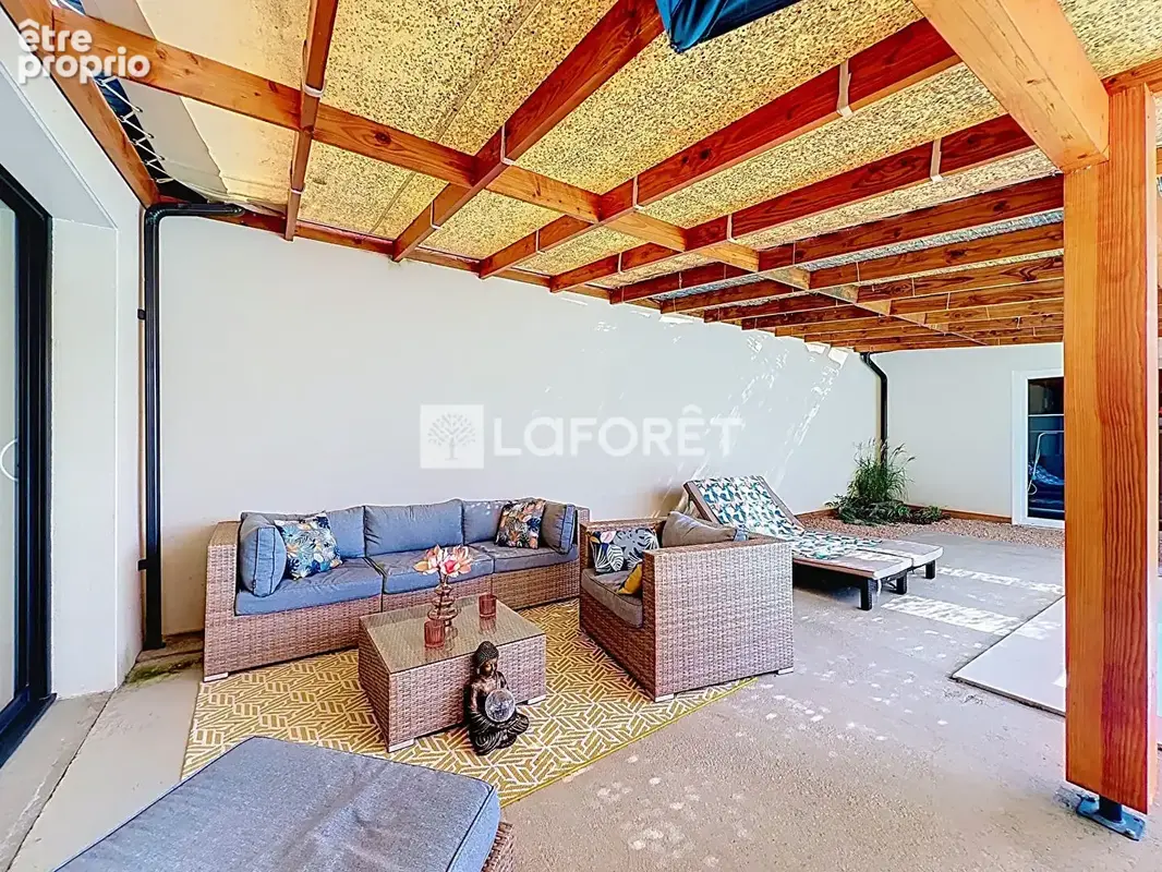 Villa contemporaine 188 m² avec piscine  4 chambres + 2 bureaux Régnié-Durette - photo 7