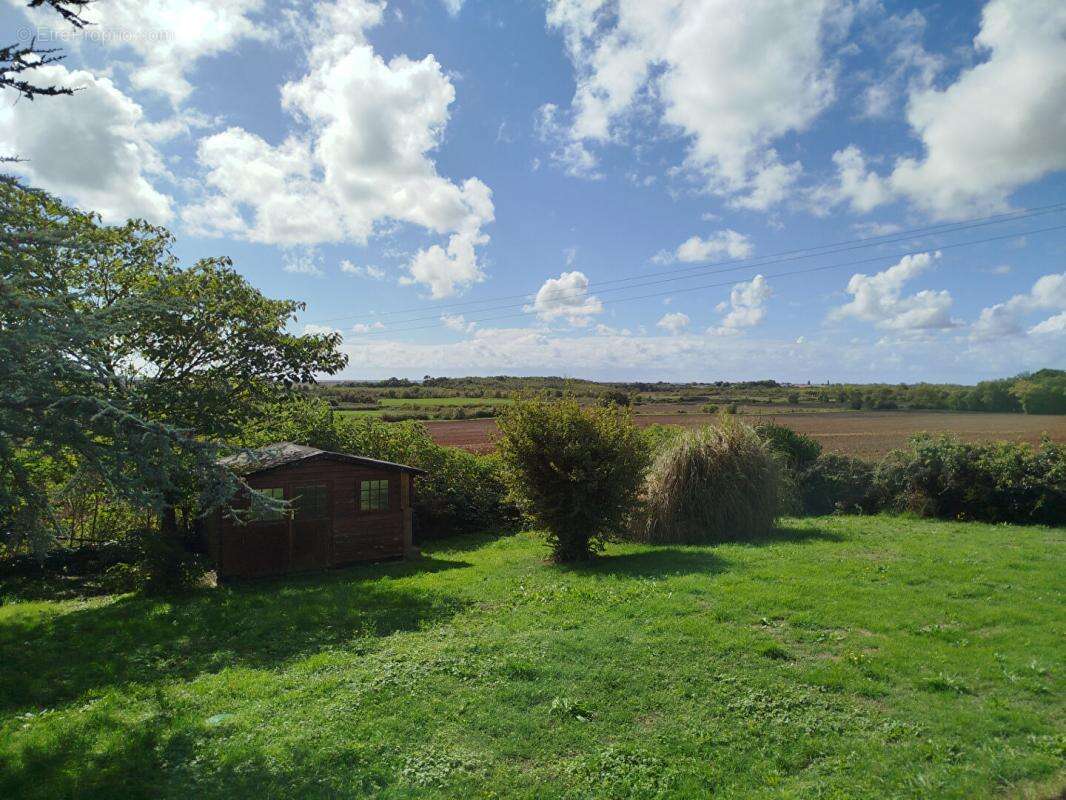 Maison à SAINT-NAZAIRE-SUR-CHARENTE