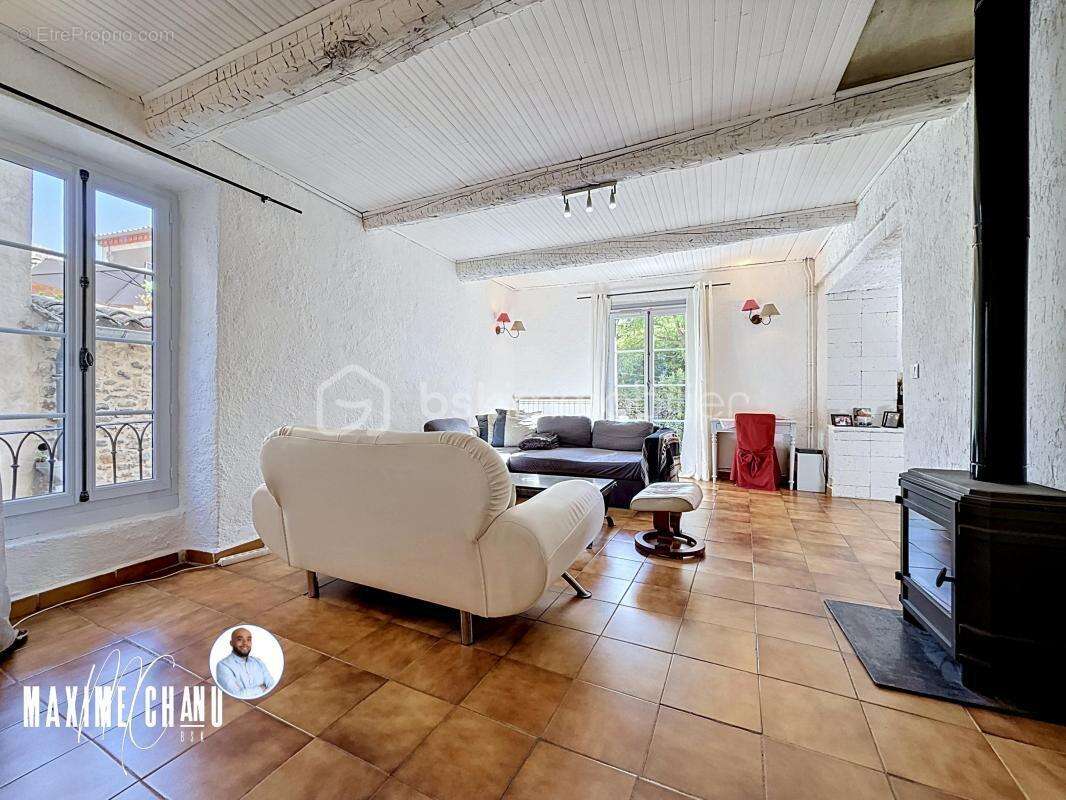 Maison de village avec garage et exterieurs à Peret - photo 5