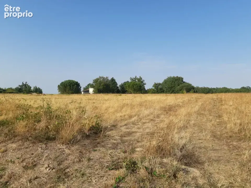 Terrain 700 m² à Bruguieres  - photo 2