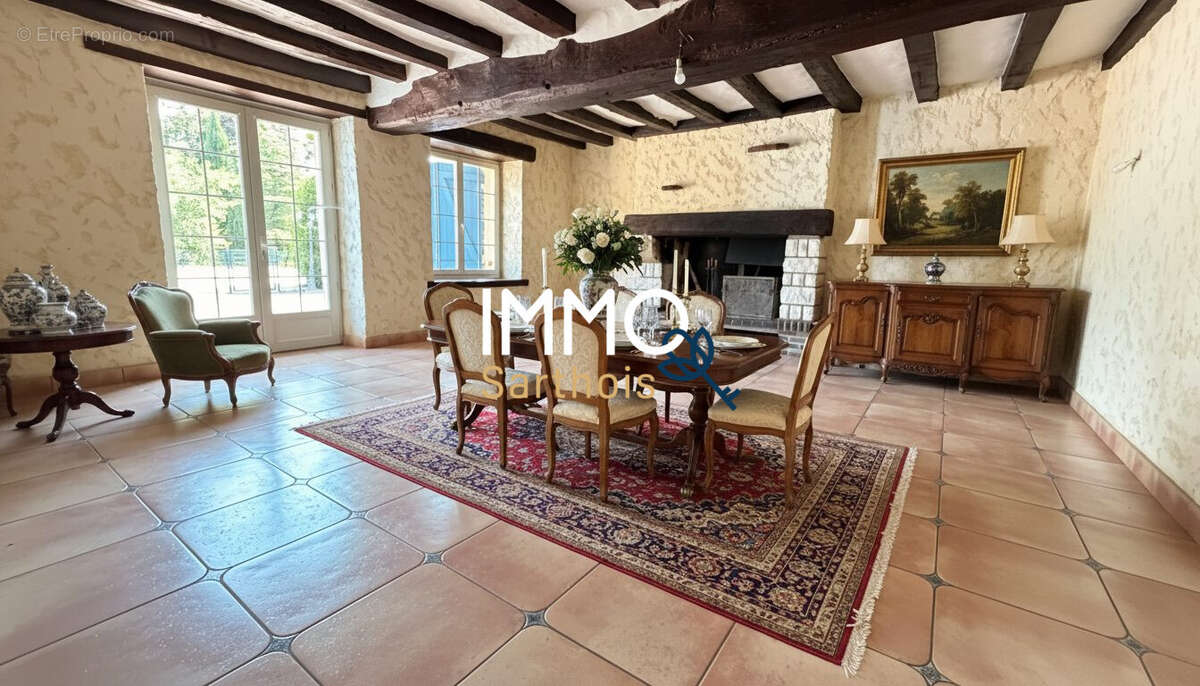 Maison 210 m² à Mansigne  - photo 6