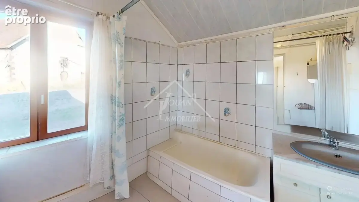 Charmante maison à Liernolles avec terrain et puits - photo 10