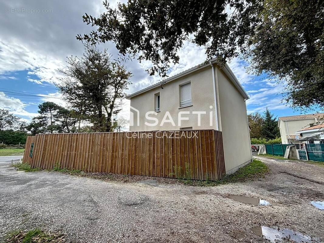 Photo 1 - Appartement à SAINT-MEDARD-EN-JALLES