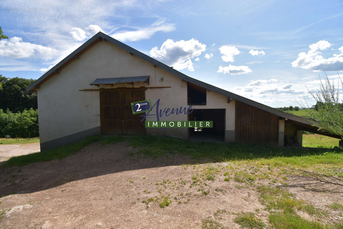 Maison à FOUGEROLLES