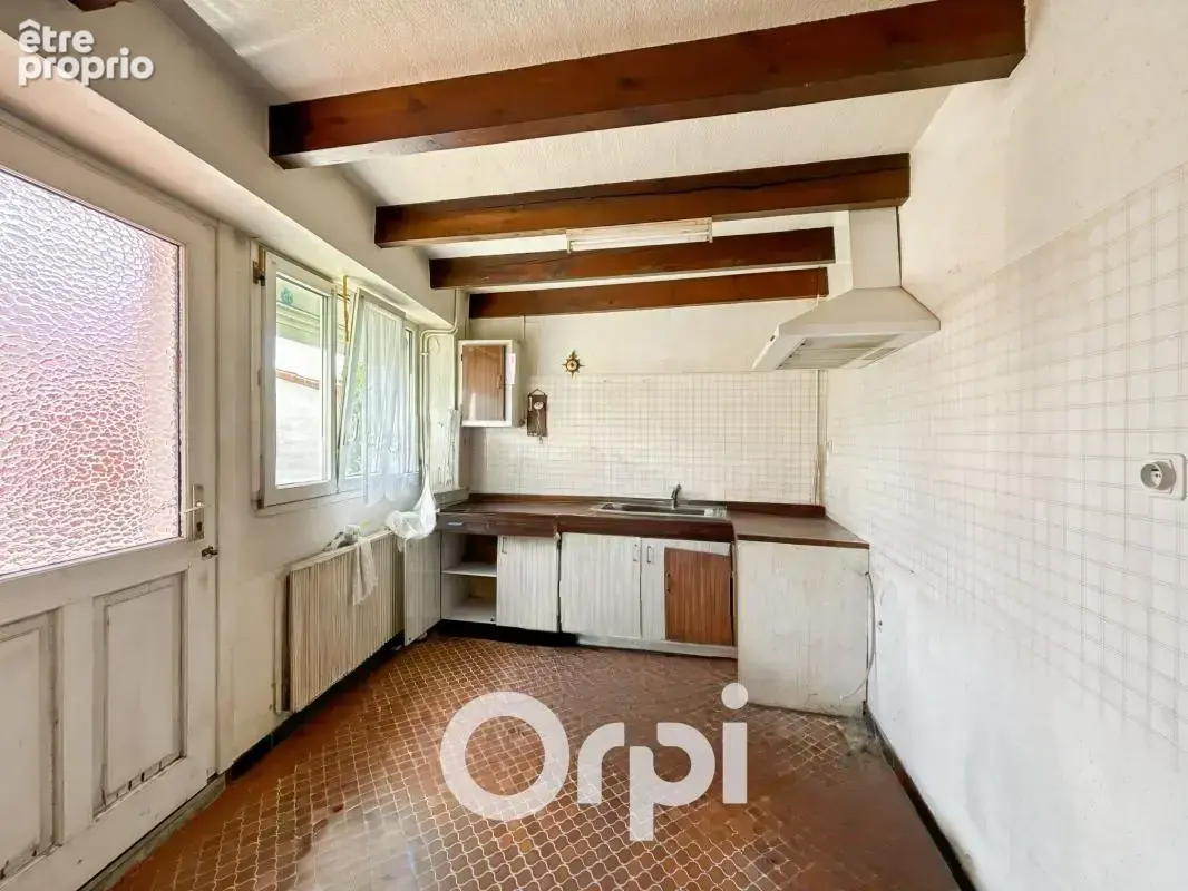 Maison de plain-pied à rénover avec beaucoup de potentiel - photo 5
