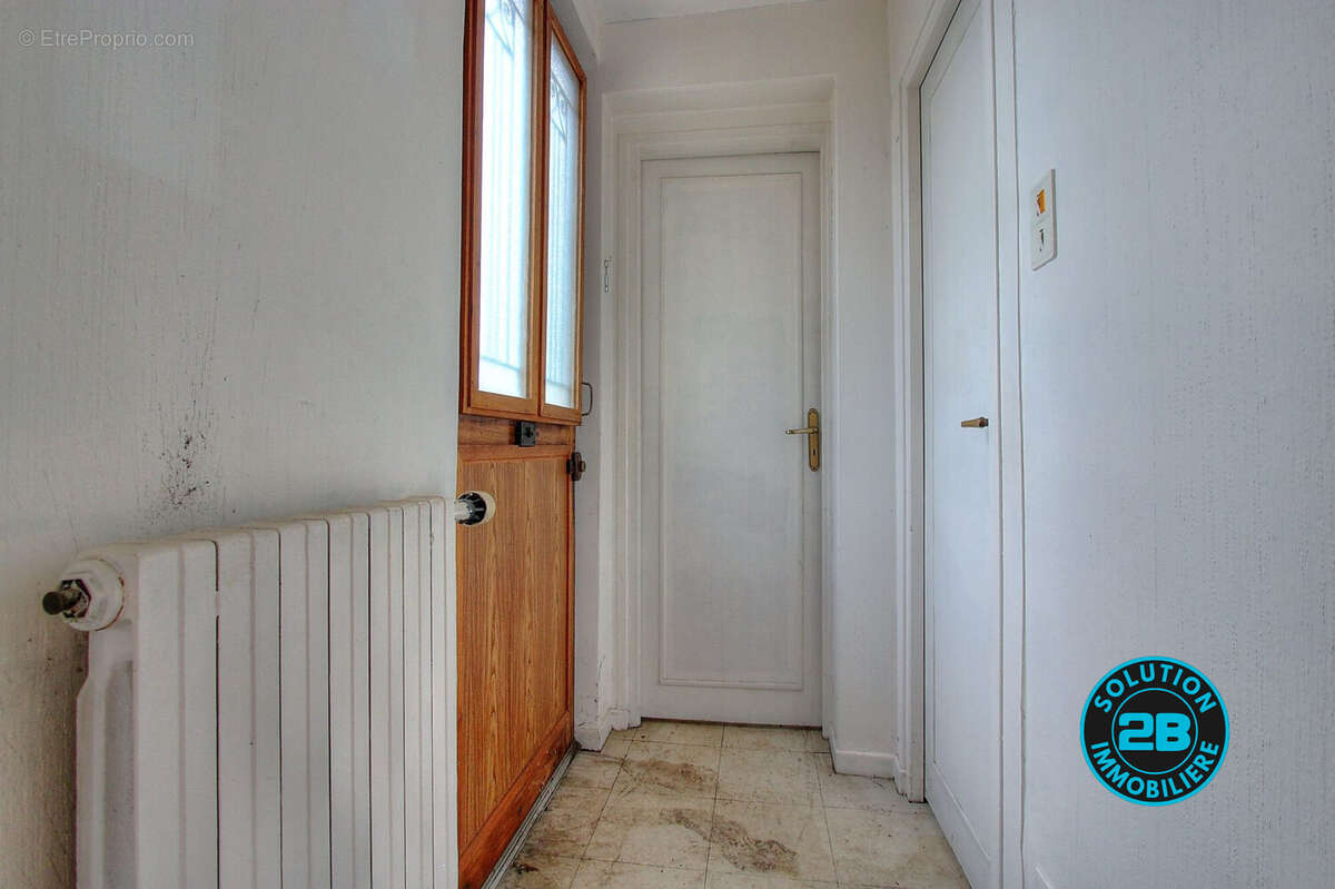 Appartement 34 m² à Aix-Les-Bains  - photo 2