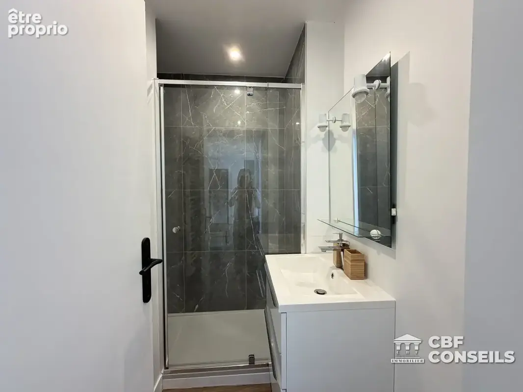 Appartement 3 pièces 63 m² à vendre à Chatelguyon (63140) - photo 8