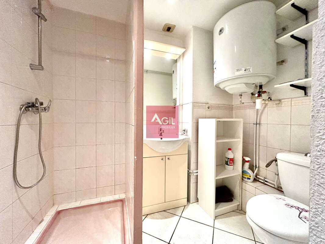 Cours Berriat - Studio de 15.2m2 meublé - photo 4