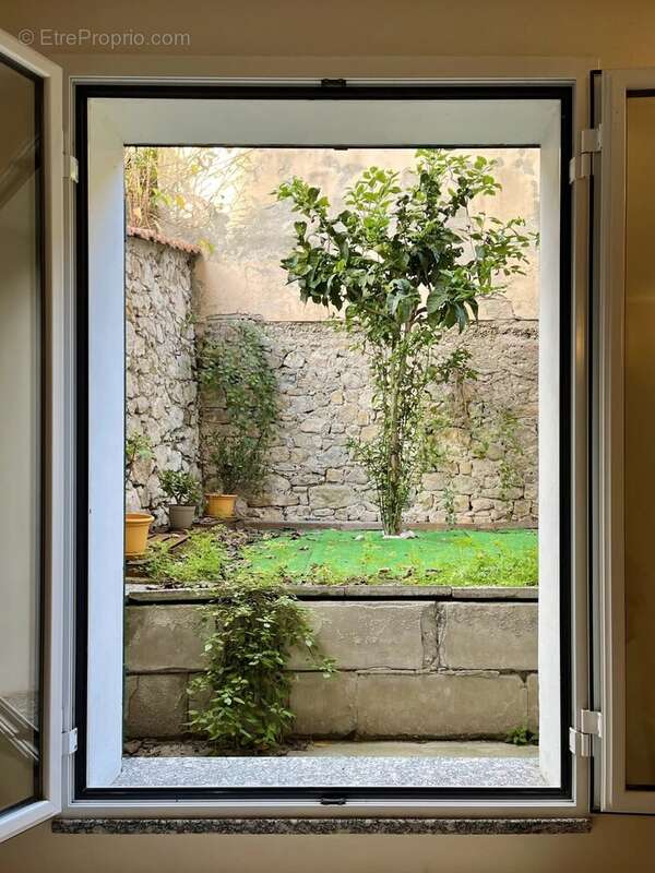 Appartement à MENTON
