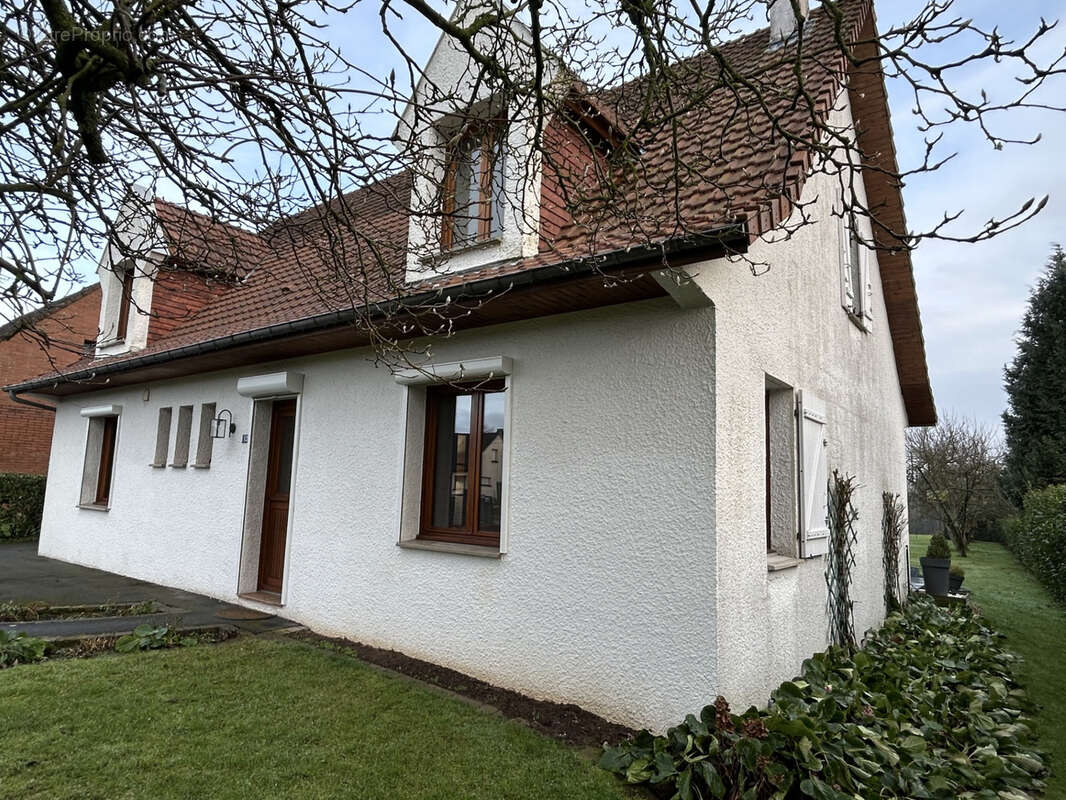 Maison à SIMENCOURT