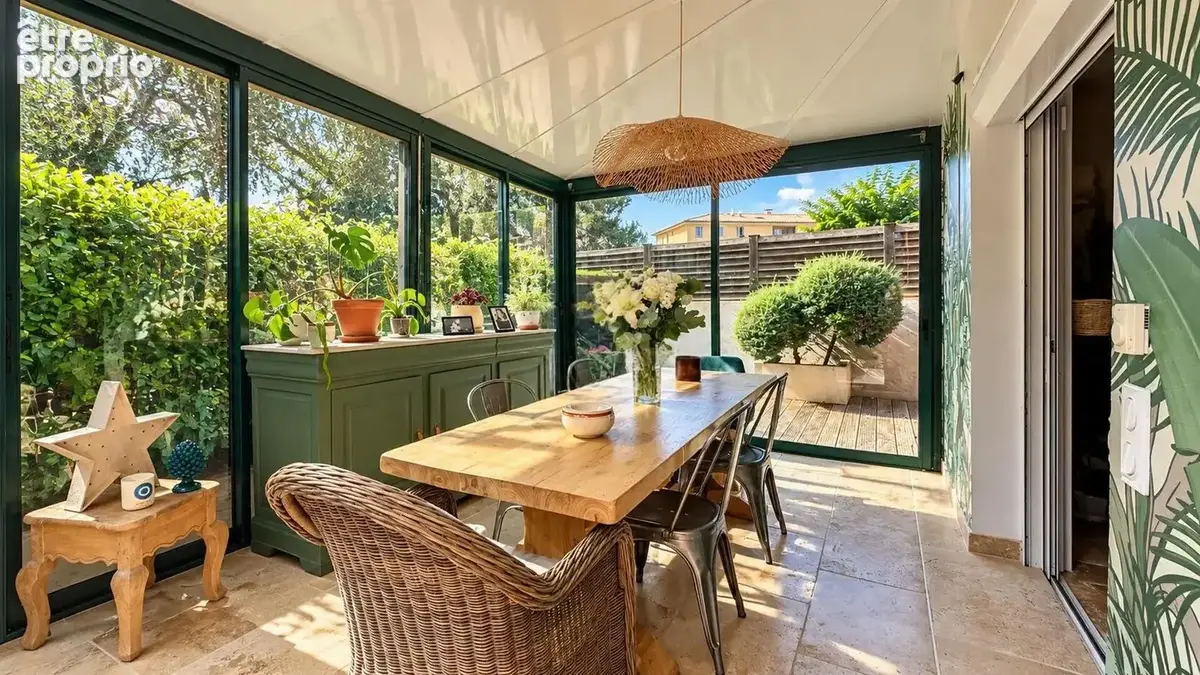 Villa familiale avec jardin à Châteauneuf-le-Rouge, proche Aix-en-Provence. - photo 6