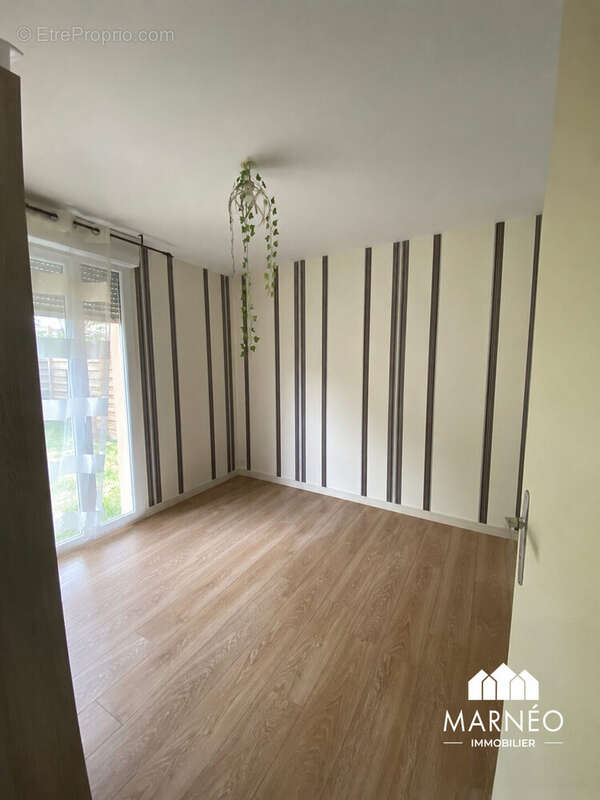 Maison 85 m² à Fagnieres  - photo 4