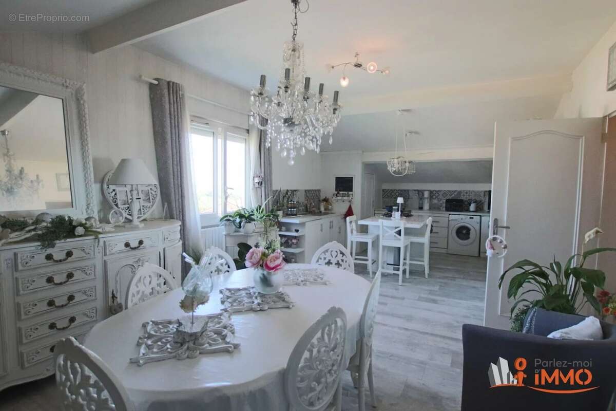 Maison à SAINT-GEORGES-HAUTE-VILLE