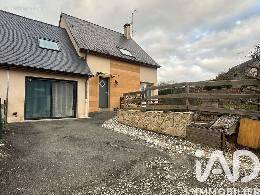 Photo 2 - Maison à LASSAY-LES-CHATEAUX