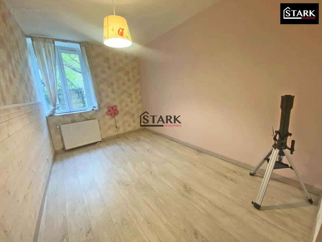 Appartement 350 m² à Hericourt  - photo 7