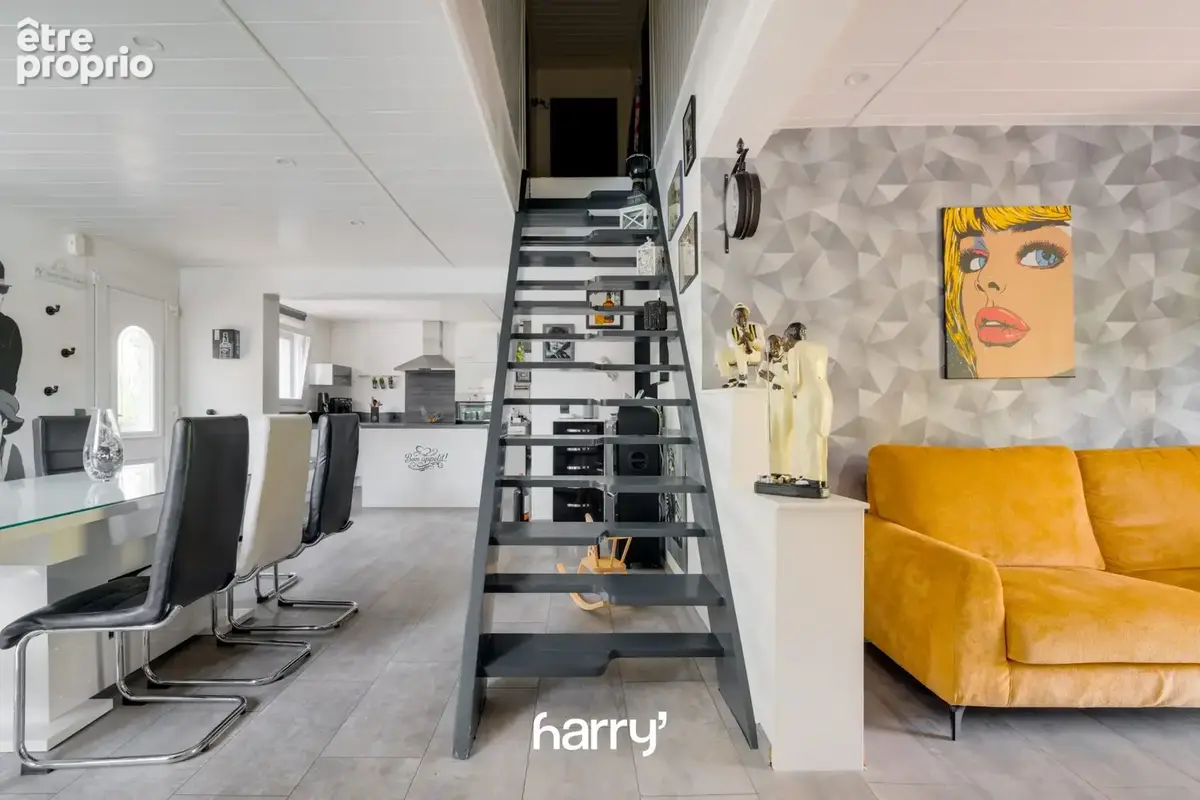Maison 5 pièces 94 m² à vendre à Pontarlier (25300) - photo 2