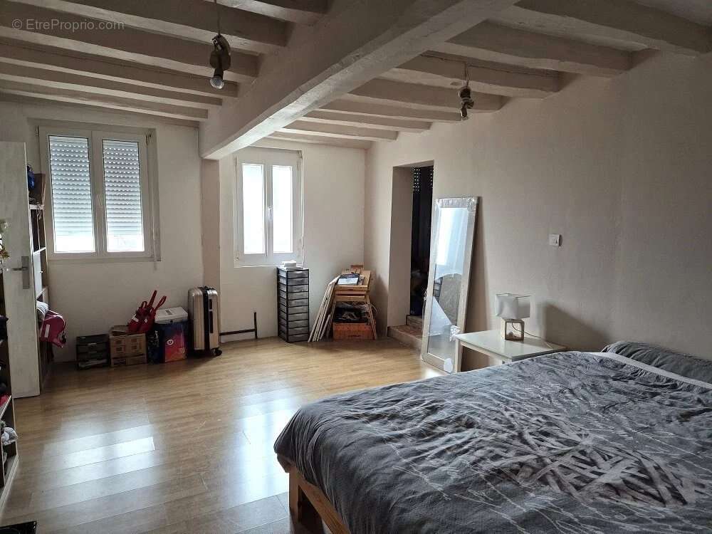 Maison à BOISCOMMUN