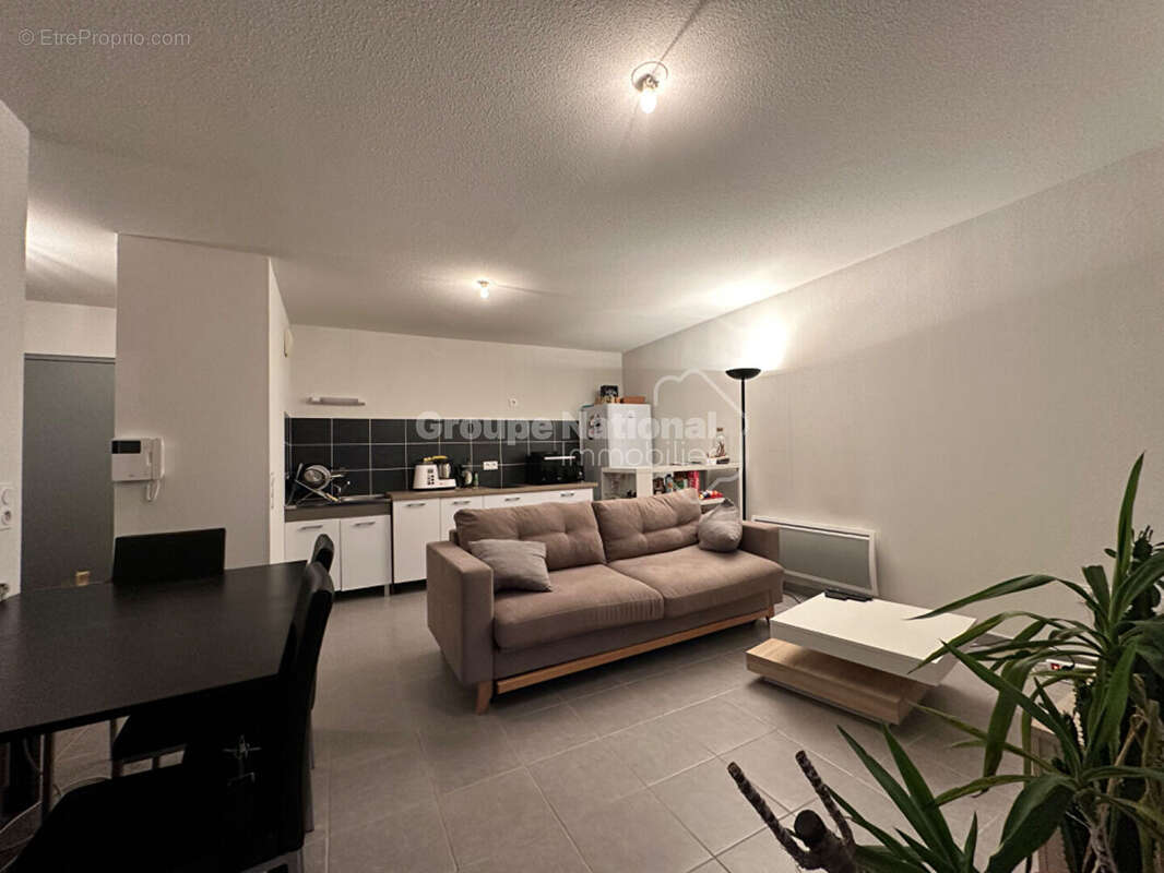 Appartement à ARAMON