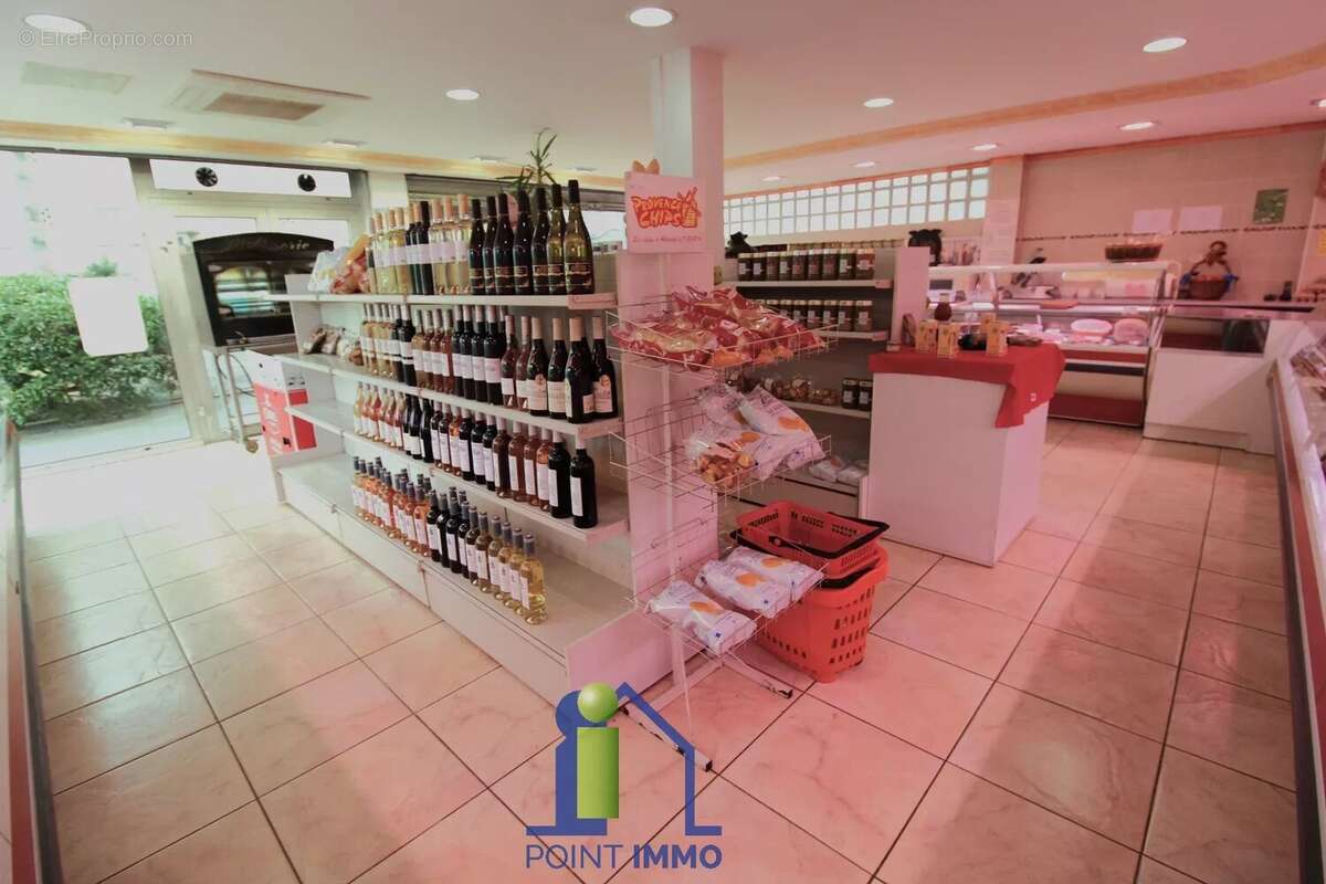 Commerce à MARSEILLE-10E