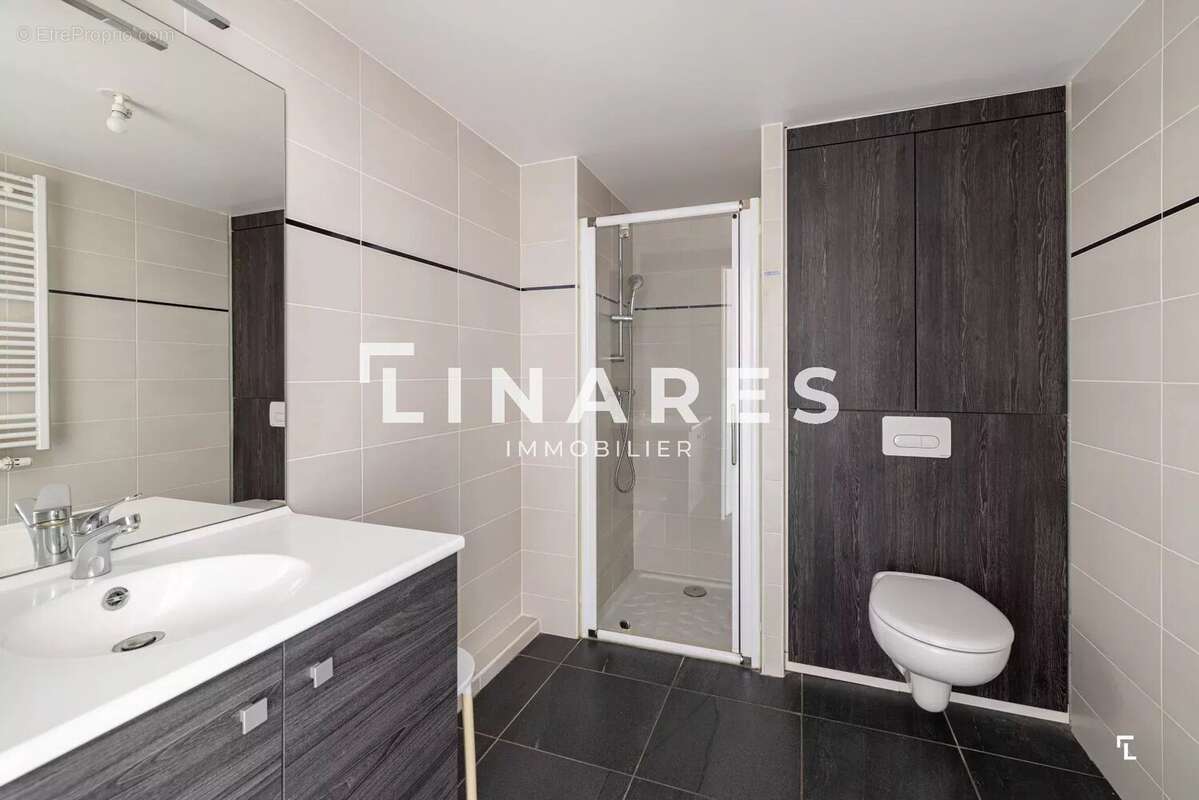 Appartement à MARSEILLE-5E