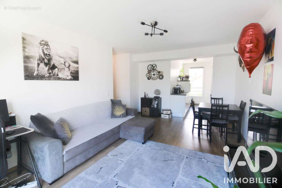 Photo 4 - Appartement à LES MUREAUX