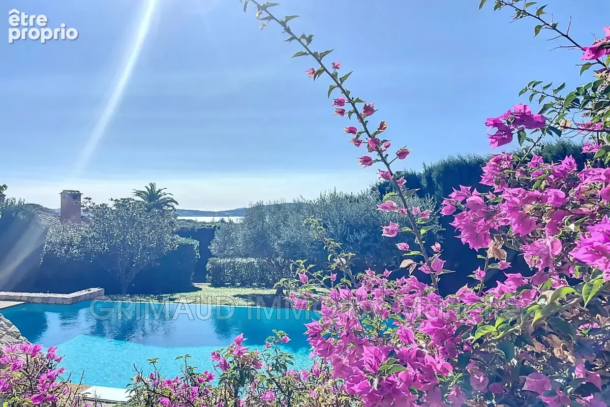 Maison 336 m² à Grimaud  - photo 3