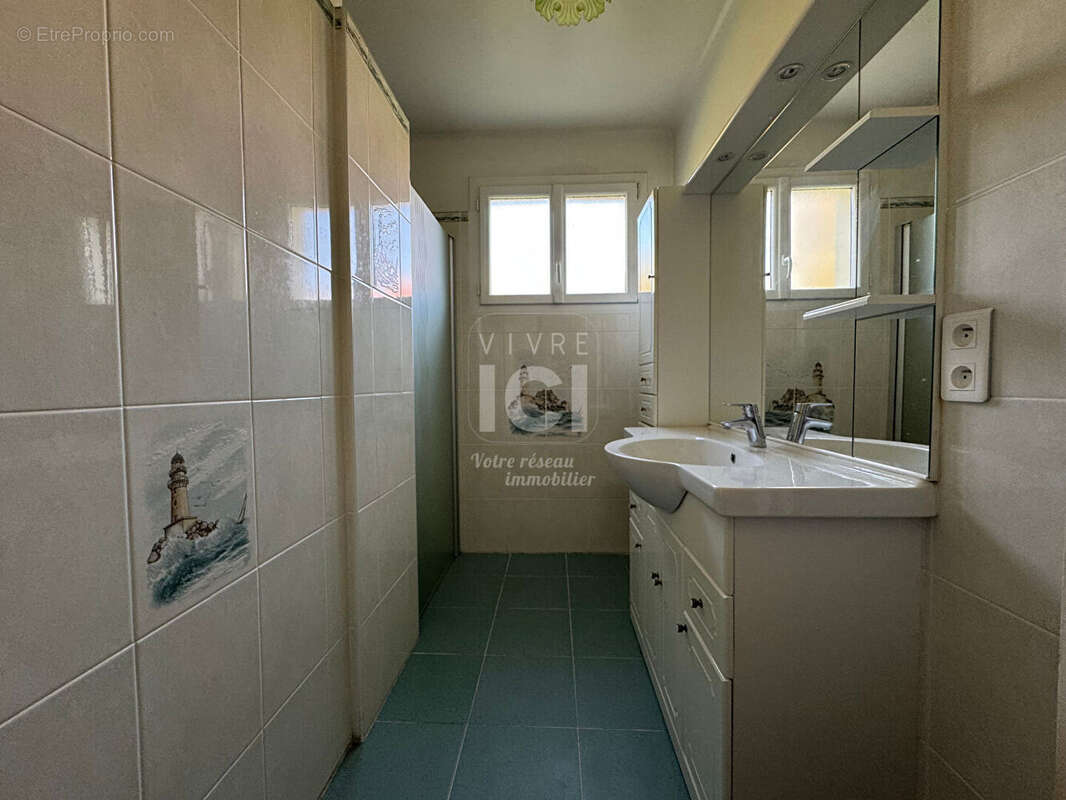 Maison à SAINT-SEBASTIEN-SUR-LOIRE