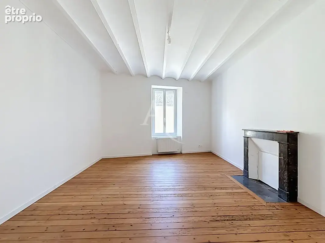 Maison à Saint-Aubin-de-Luigné - photo 4