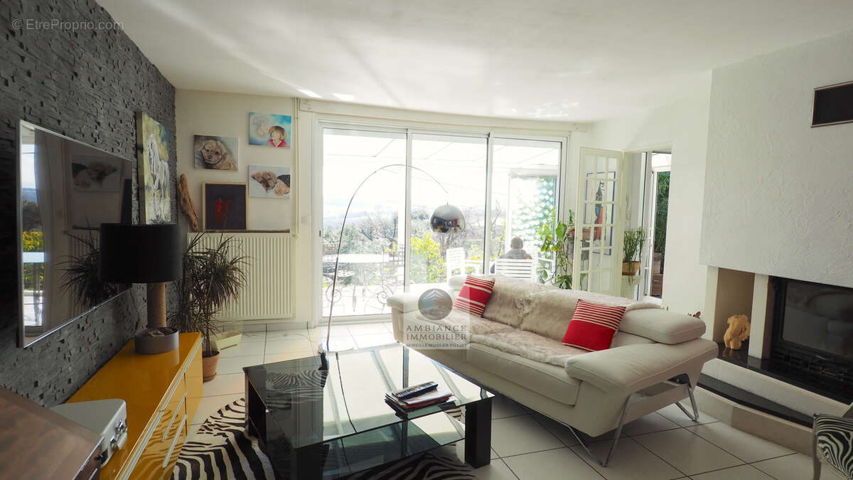 Maison à SAINT-PERAY