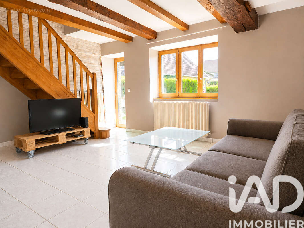 Photo 3 - Maison à BOURGUIGNON-LES-LA-CHARITE