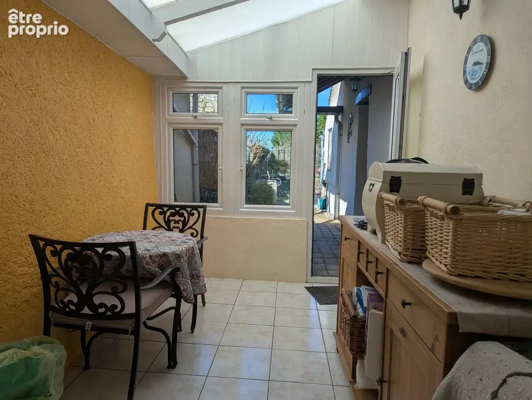 Belle maison de village ensoleillée de trois chambres située à Lignac (Indre) - photo 8