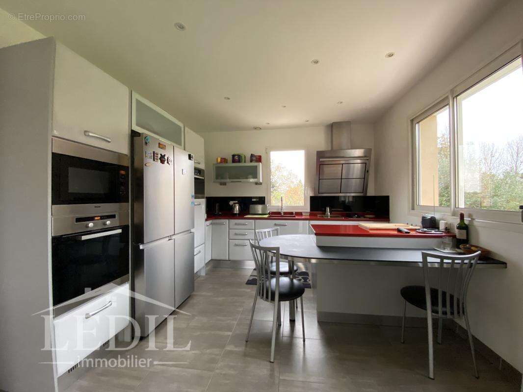 Villa de charme moderne - 3 suites, véranda lumineuse, piscine - photo 8