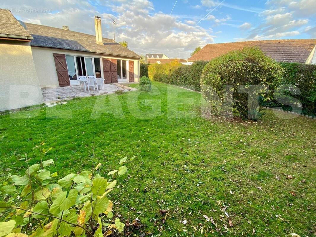 jardin - Maison à OTHIS