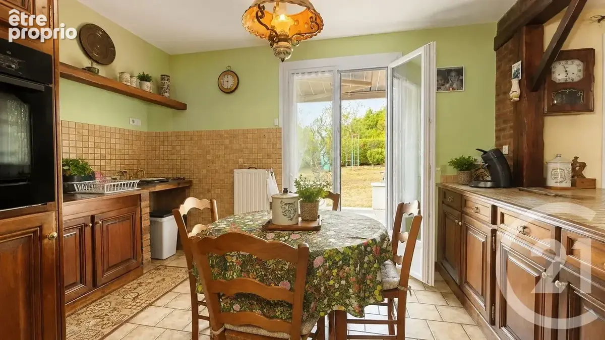 Maison 109 m² à Ivry-La-Bataille  - photo 4