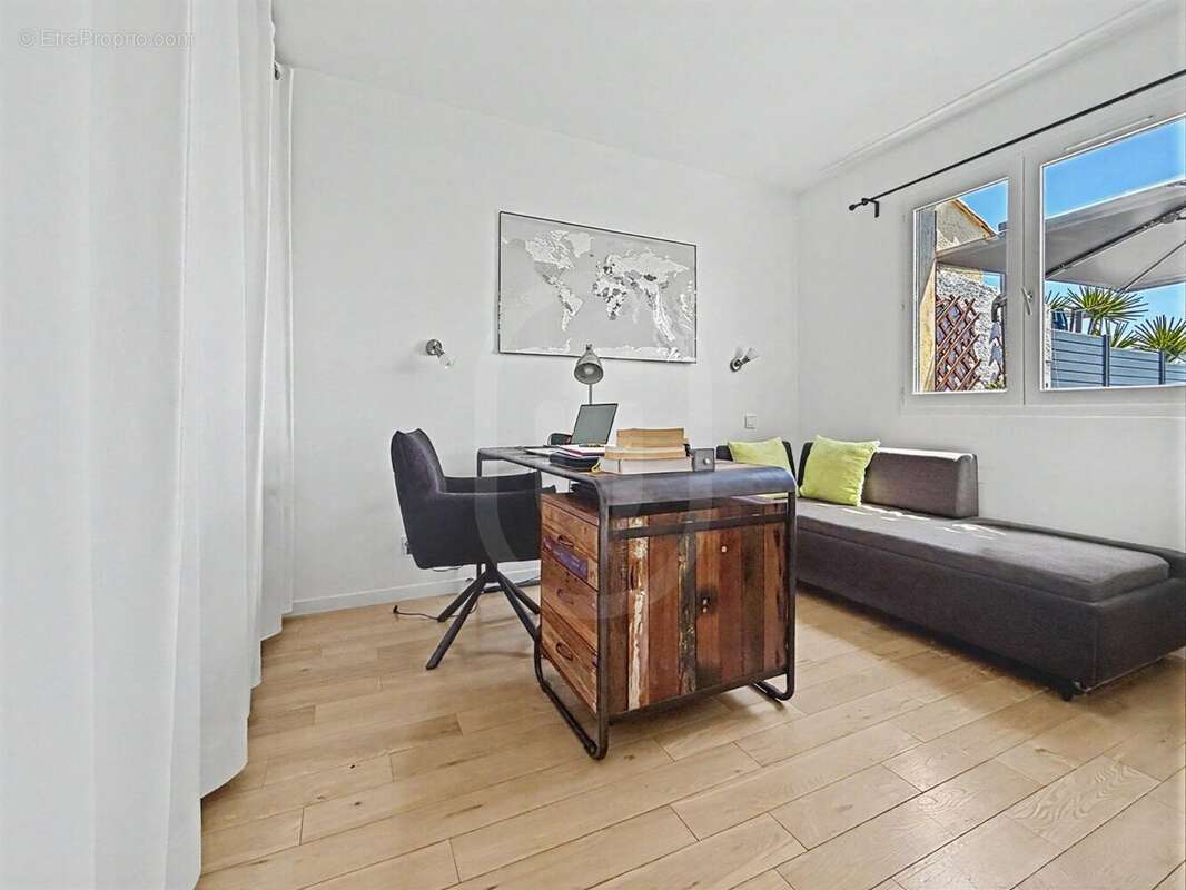 CASTELNAU LE LEZ - Magnifique Maison avec piscine au calme ! - photo 8