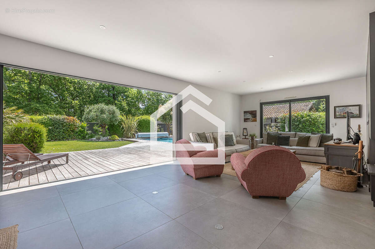 Maison à SAINT-AUBIN-DE-MEDOC