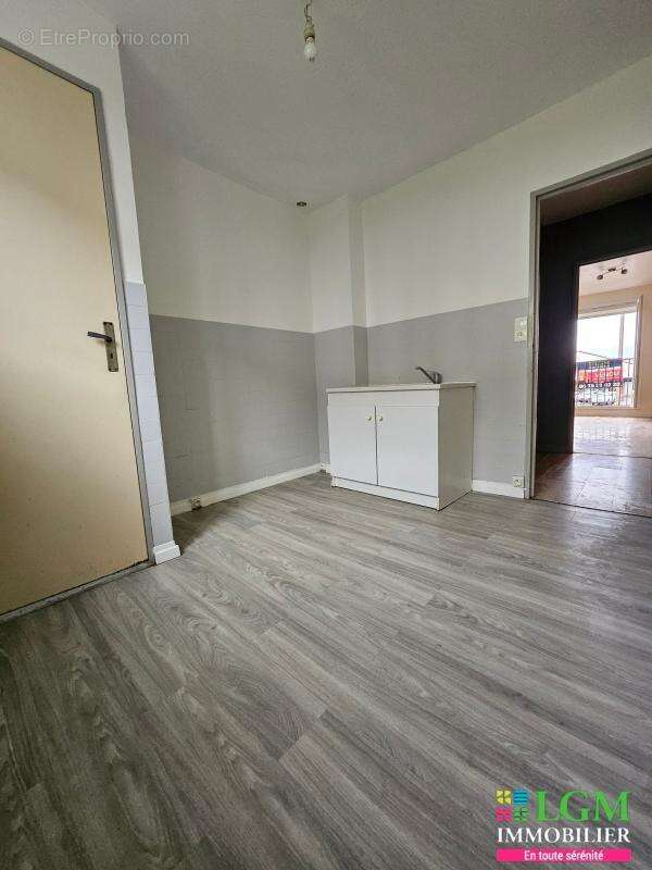 Appartement à ESSOMES-SUR-MARNE