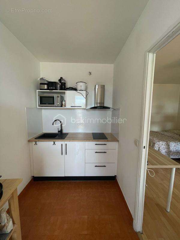 Appartement à MARSEILLE-5E