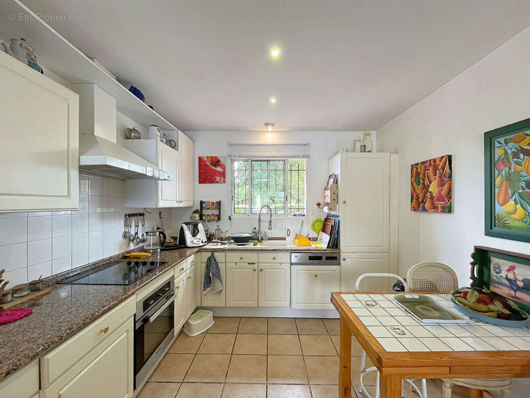 Maison à SAINT-GEOURS-DE-MAREMNE